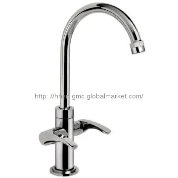 double handles chrome plated kitchen sink faucet