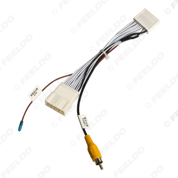 Auto 16-Pin Reverse Camera Output Cable for Toyota Highlander