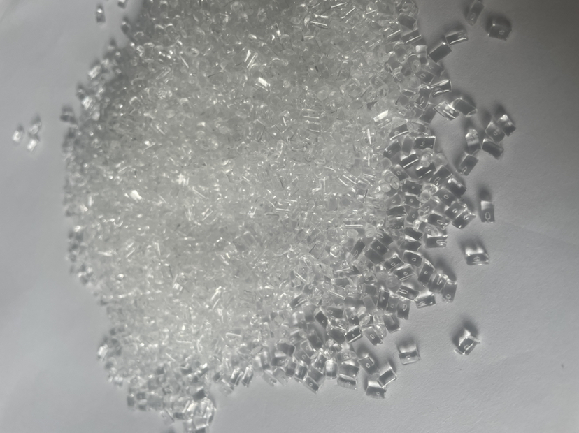 Is there a difference between COP and COC materials?