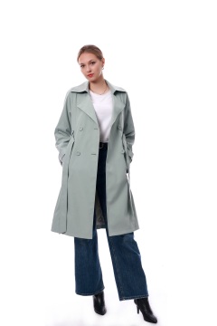 Slimming and waist cinching windbreaker