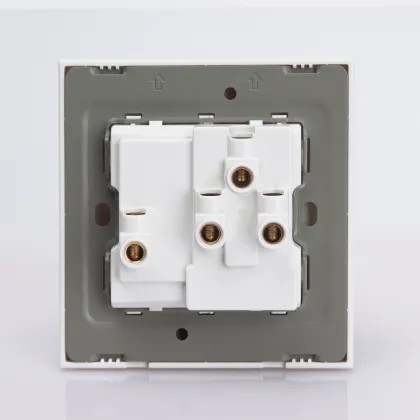 Professional Design Five Pins Switch Socket Outlet