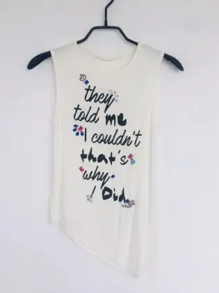 Girl's knitted printted t shirt