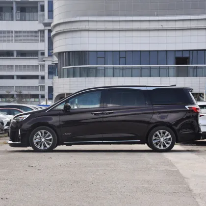 Buick GL8 Avenir 2.0T Luxury Used MPV with 6 Seats
