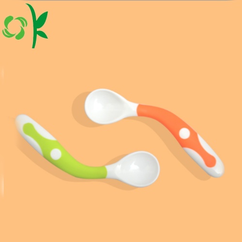 Silicone Bottle with Spoon BPA Free Food-grade Soft Silicone Baby Traval Spoon Manufactory