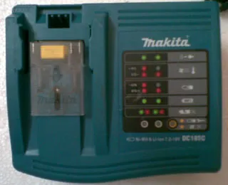 Makita DC18SC 18 Volt LXT Lithium-Ion 45-Minute Optimum Charger