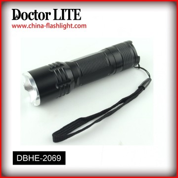 โฟกัสโฟกัสที่ปรับได้สูงไฟฉายอลูมิเนียมไฟ LED พลังงานสูง