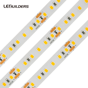 2600lm / m Ultra Bright 2835 LED Strip pour l'éclairage de la crique (5m / rouleau, 600eds)
