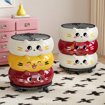 Cartoon Cat Shaped Plastic Trash Can with Rolling Base and Lid