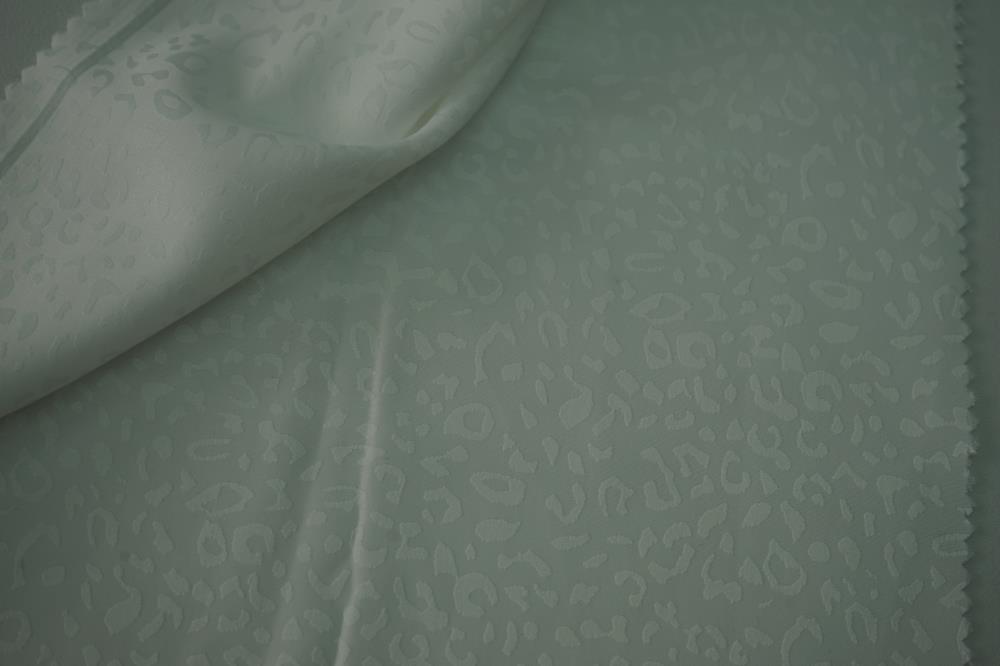 Leopard Pattern in Sea Island Yarn
