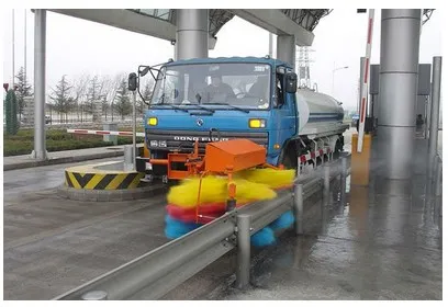 Freeway Guardrail Cleaning Truck YHQX-2.5B