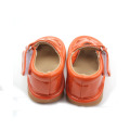 Funny Baby Squeaky Shoes New Fashion Gold Kids Squeaky Shoes Factory