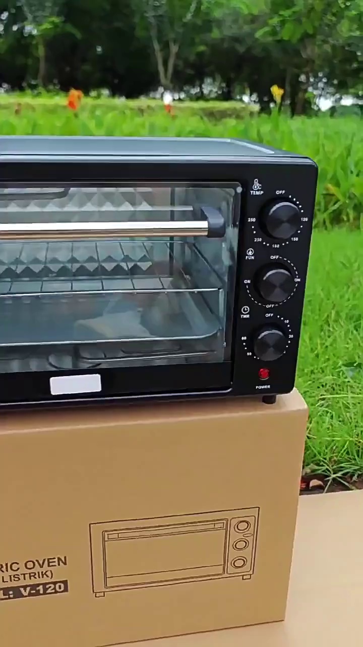 Smart Home Oven with Multiple Cooking Functions