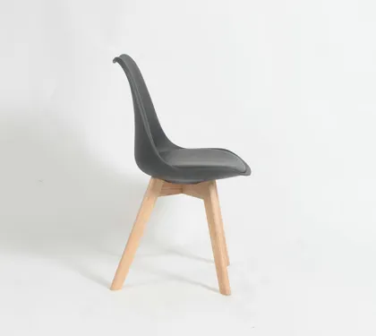 Replica Eames Style Padded Oslo Roxy chair