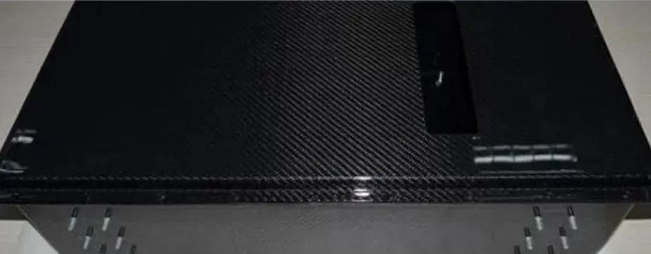 Carbon fiber battery box cover