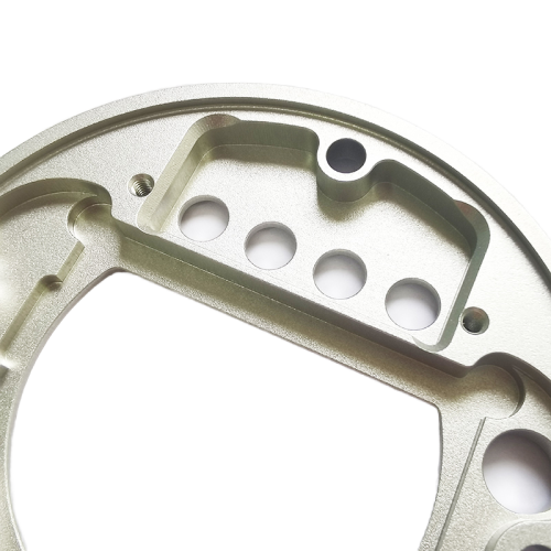 خدمات تصنيع الألومنيوم باستخدام الحاسب الآلي المخصصة