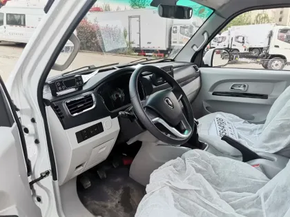 3.6CBM Small Refrigerated Truck