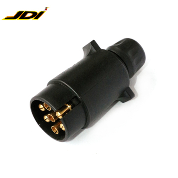 7 Pin Trailer Plug with Plastic Housing: 12V Trailer Wiring Plug and 7-Pole Wiring Connector Adapter Plug