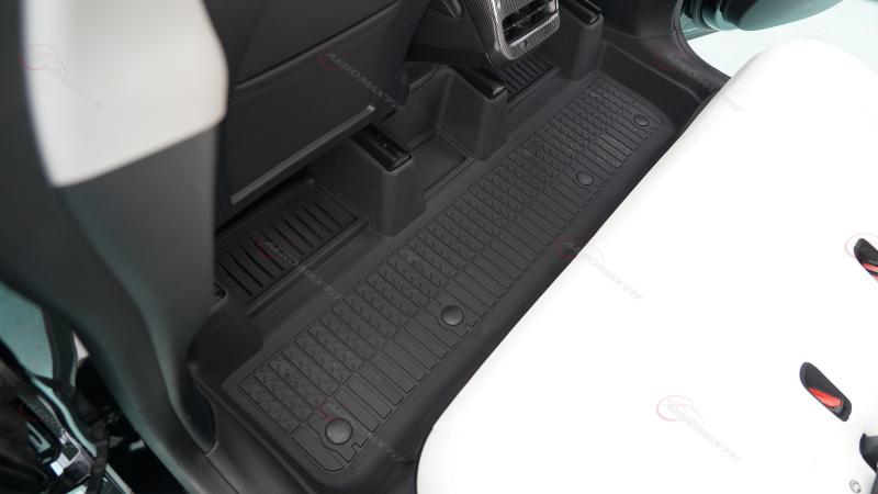 Car floor mats