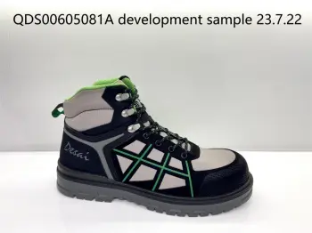 Non-slip Boots For Men with safety shoe