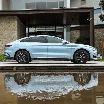 Byd E5 Electric Car Price High Speed Byd E5 2018 Powerful EV Automobile Electric Car on Sale