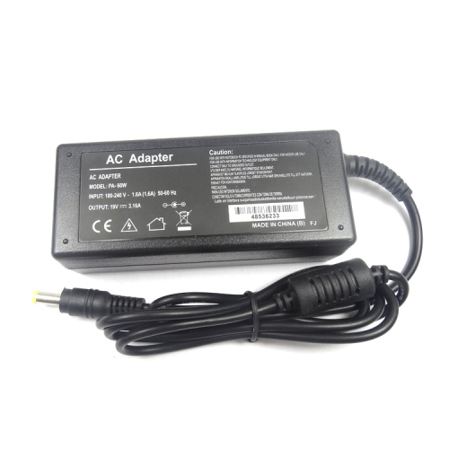 DC-aansluiting 5,5 * 2,1 mm 19 V 3,16 A-voedingsadapter