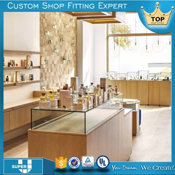 2016 new product fashion design custom cosmetic display