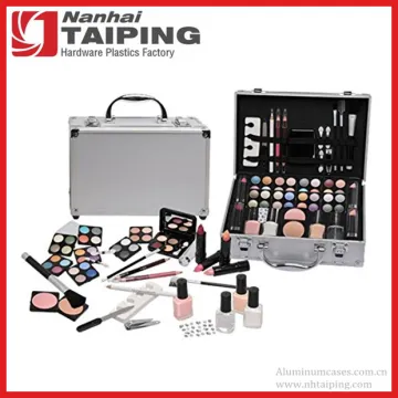 Silver Aluminum Portable Cosmetic Case