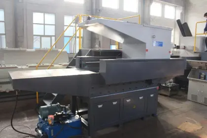 Waste Plastic Rubber Shredder Tire Shredder Machine