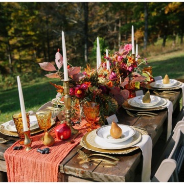 Affordable Indoor/Outdoor Solid Wood Industrial Tables for Dining, Hotel, Folding, Wedding, and Events