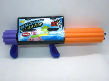 WATER GUN with pumper