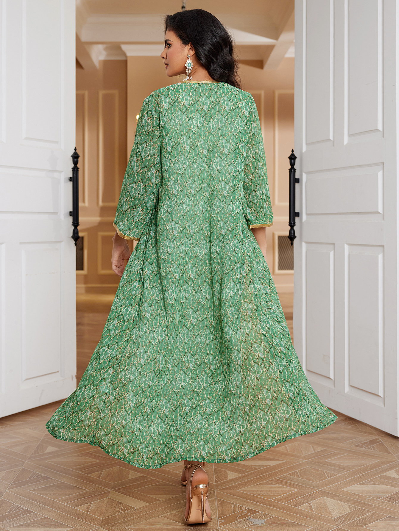 Green Hand-Beaded Two Piece Abaya Set (8)