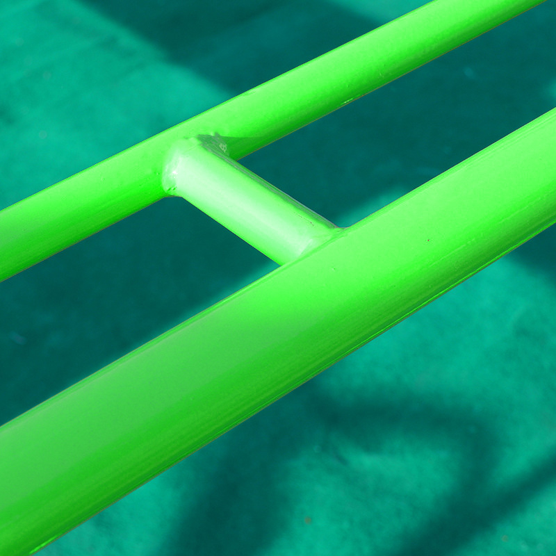 Outdoor fitness equipment