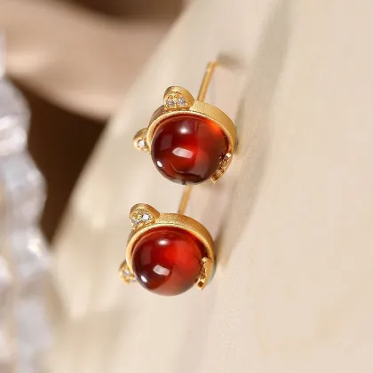 Natural Garnet Personalized Little Bear Versatile Earrings