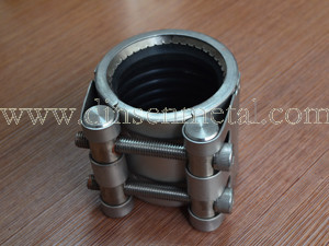 Pipe Connection and Repair Clamp