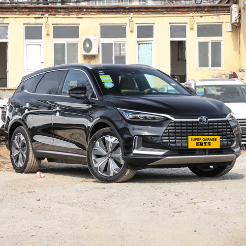 BYD Tang EV 2024 - луксузен електричен SUV со 7 седишта
