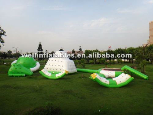 inflatable crazy water games / water games jump
