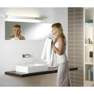 Wall Light in Polished Chrome