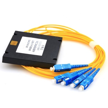 फाइबर ऑप्टिक उपकरण 1260 से 1650NM FTTH PLC स्प्लिटर 1x4 से 1x64 से