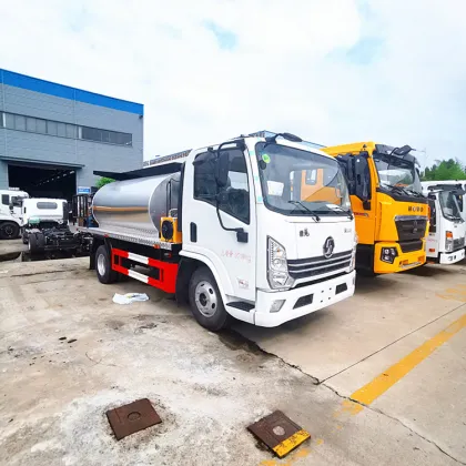 SHACMAN asphalt distributor truck