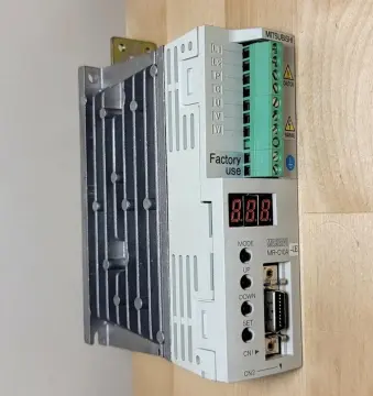 MR-C10A-UE Mitsubishi 100w medium power AC servo converter