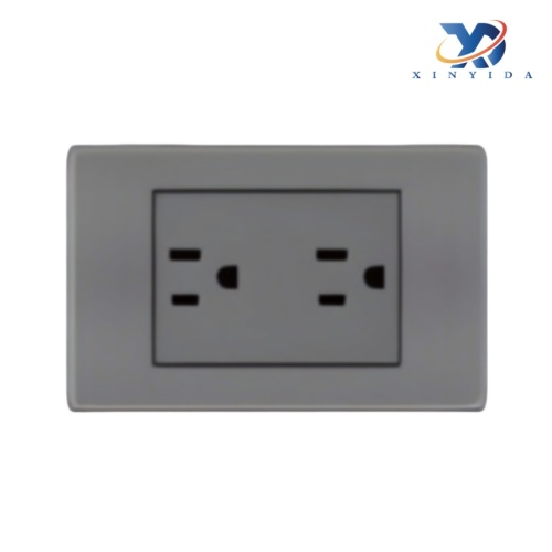 Soket enam lubang untuk penggunaan rumah dan pejabat