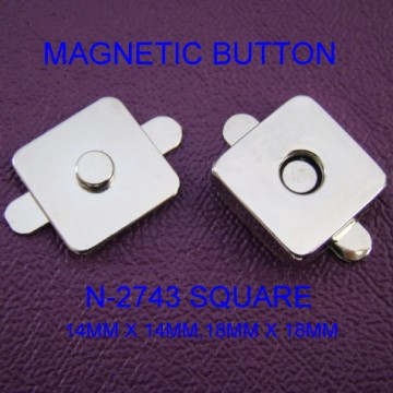 MAGNETIC BUTTON