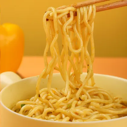 Sour and spicy noodles