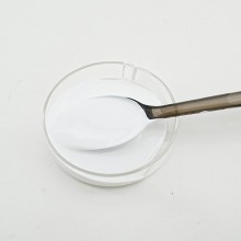 Epoxy spray paint for metal