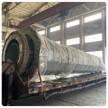 Στύλος Ηλεκτρικής Ενέργειας με Σύνδεση Φλάντζας