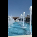 Bella fontana e cascate della piscina uzbekistan