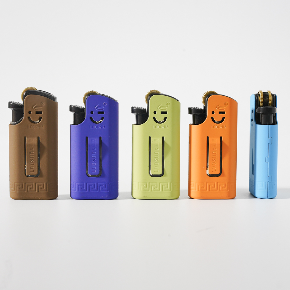 Flint Clip-on Mini Lighter with Metal Cover