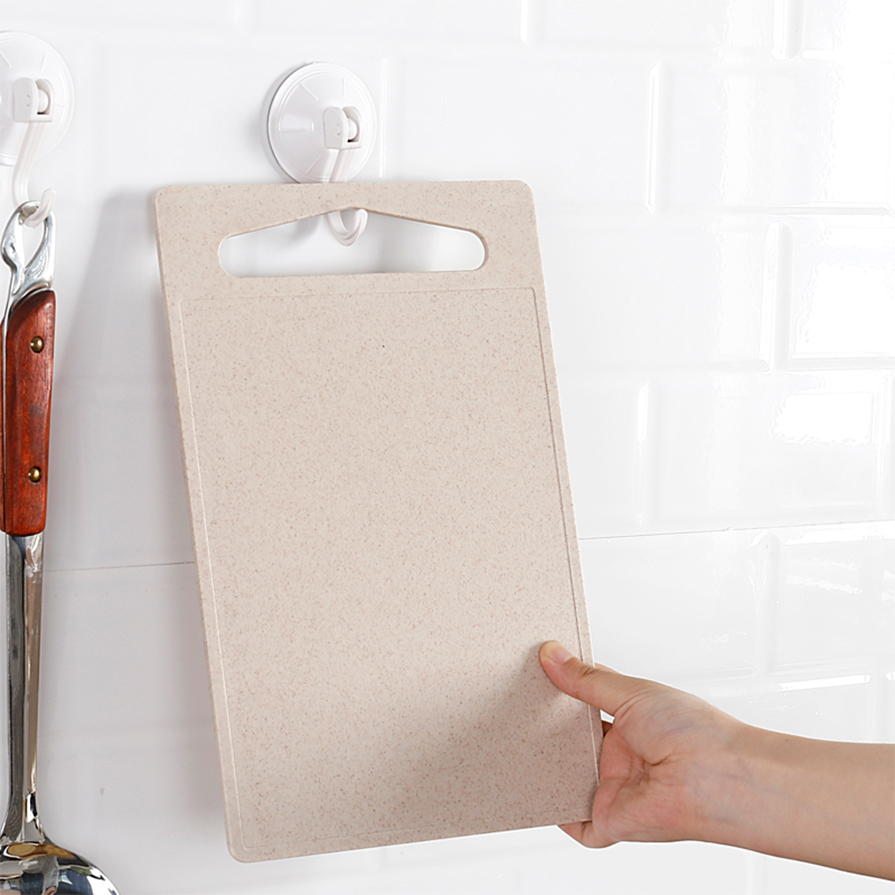 Kitchen cutting board straw