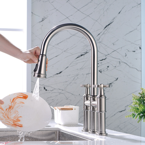 Three Hole Bridge Faucet နှင့် ဆွဲချမှုတ်ဆေး