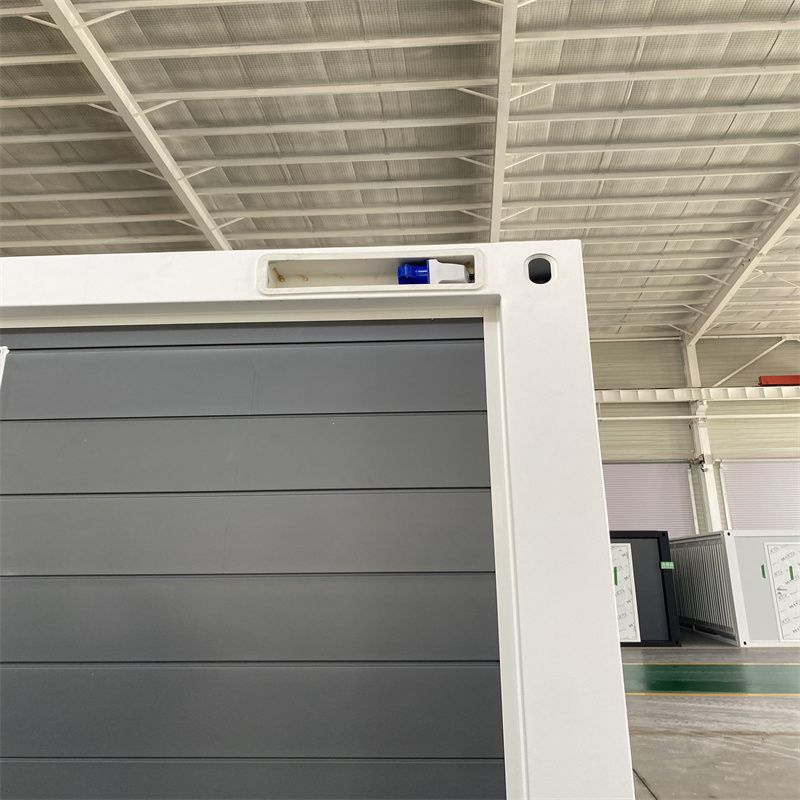 Container House Charging Room03